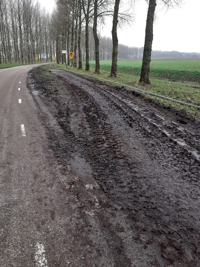 Verkeersonveilige situatie fietspad Flevoweg Middenmeer verbeterd